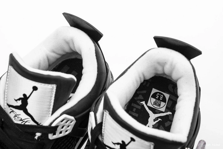 Fear Retro 4 626969-030  Pack Jordan 0401